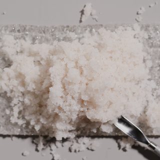 Refresh yourself. How to choose the right body scrub