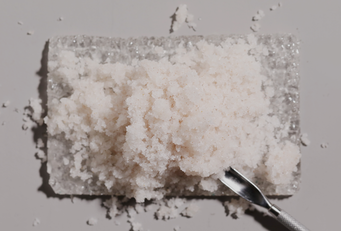 Refresh yourself. How to choose the right body scrub